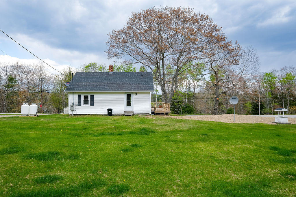 397 Sunshine Road Deer Isle, ME 04627 - Photo 17 of 33 397SunshineRd2-19