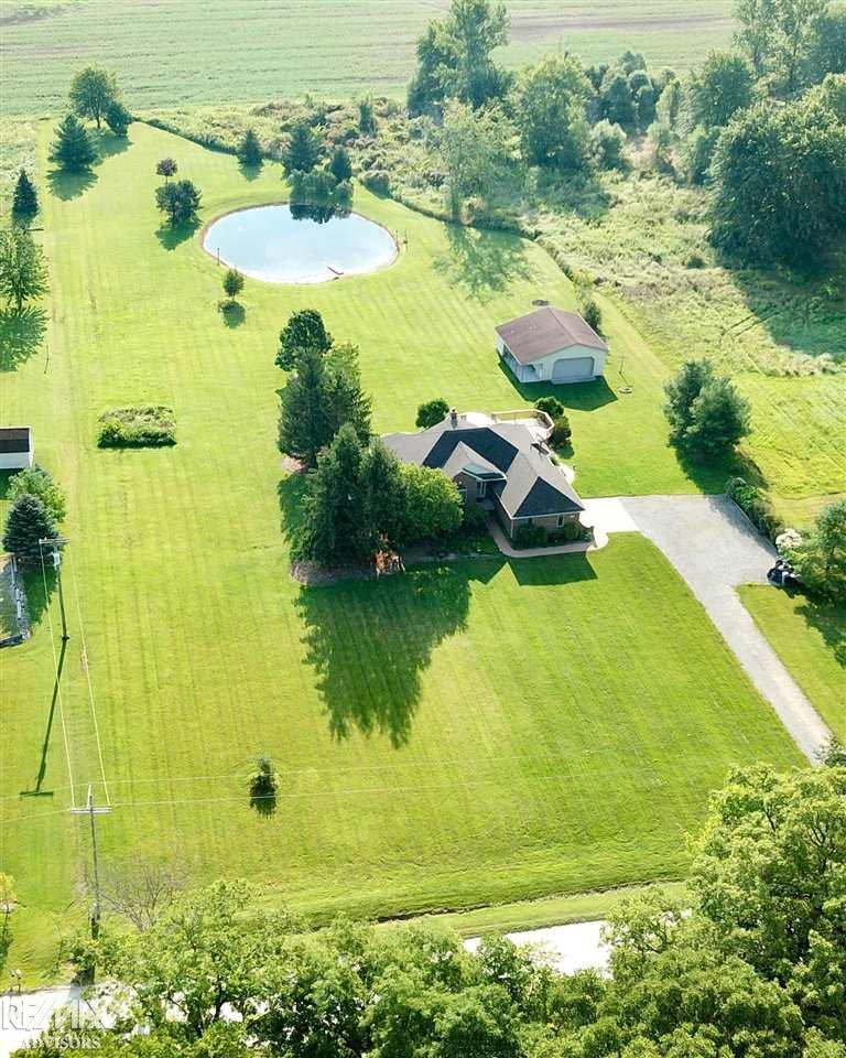 2326 Miller Road Memphis, MI 48041 - Photo 8 of 37 50052375-7.JPG
