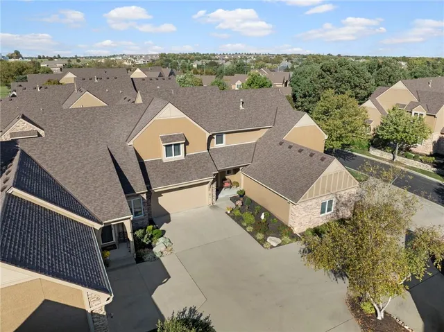 $429,900 | 13942 South Summit Street, Olathe, KS 66062