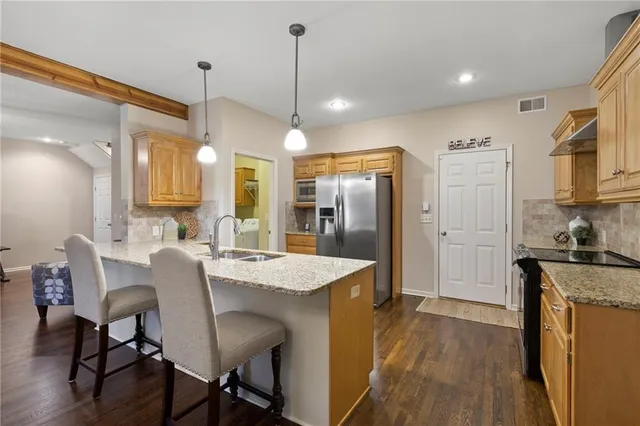 $429,900 | 13942 South Summit Street, Olathe, KS 66062