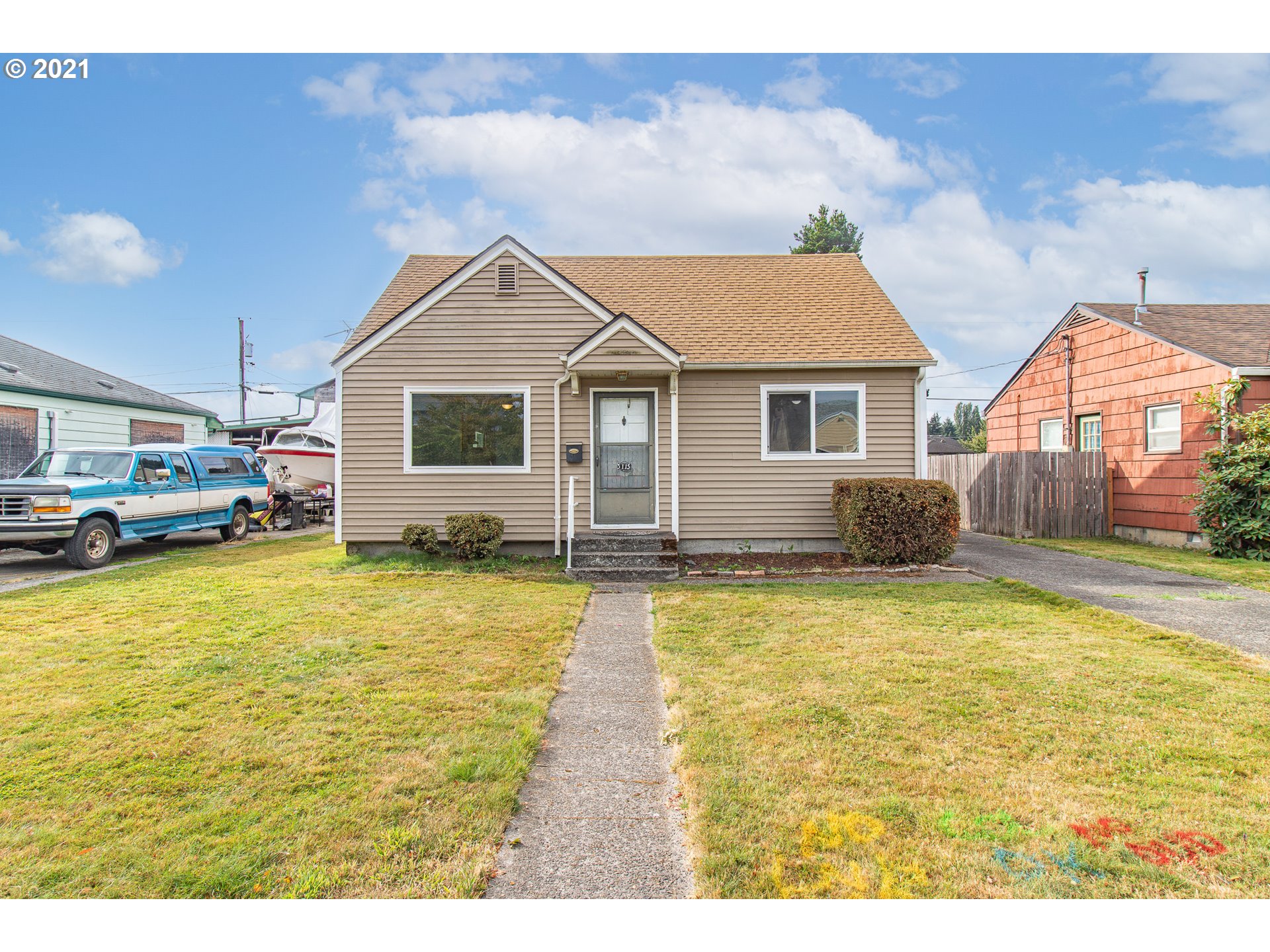 3115 Florida Street Longview, WA 98632 - Photo 1 of 29 Gallery Image 1