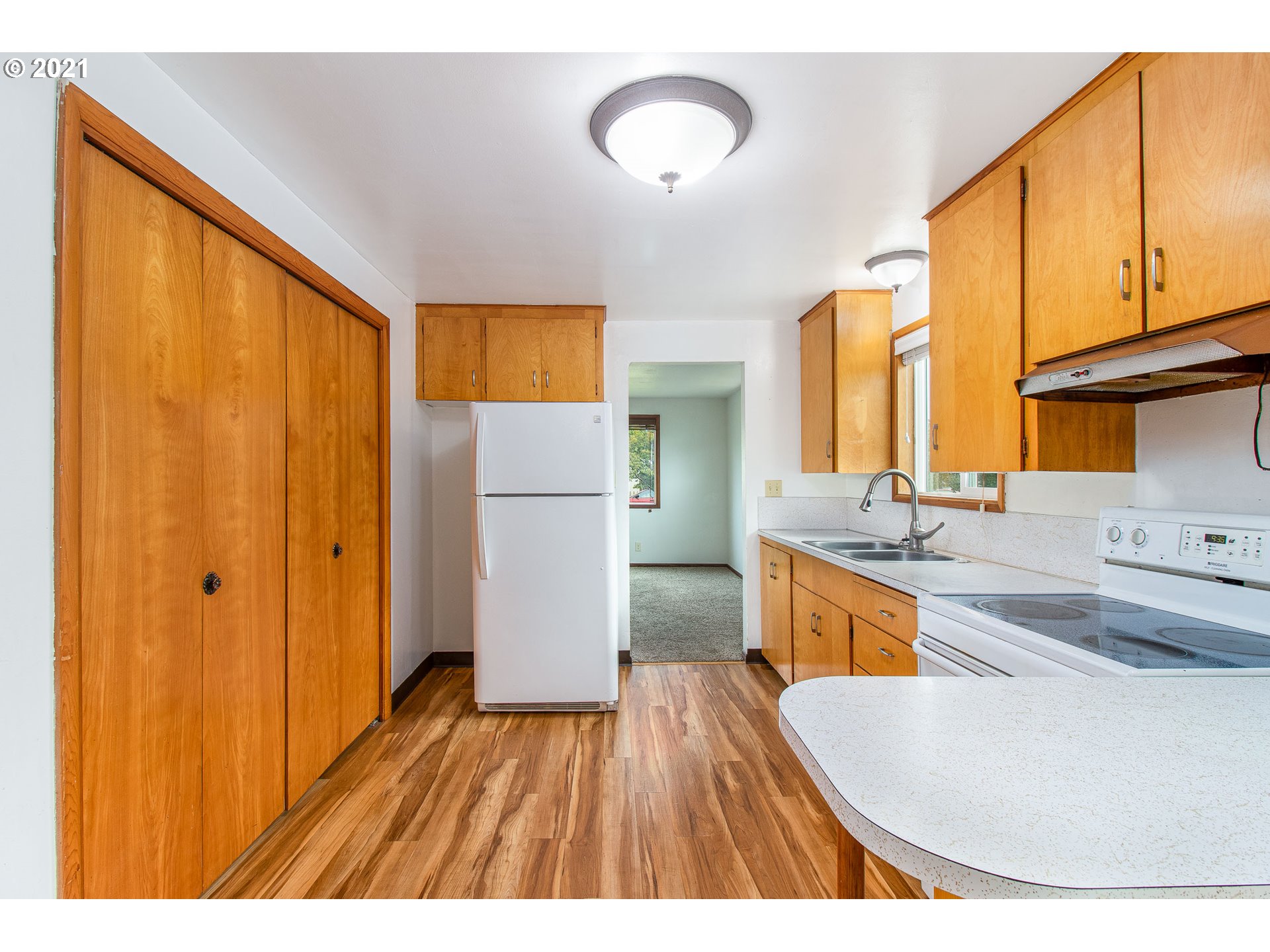 3115 Florida Street Longview, WA 98632 - Photo 10 of 29 Gallery Image 10
