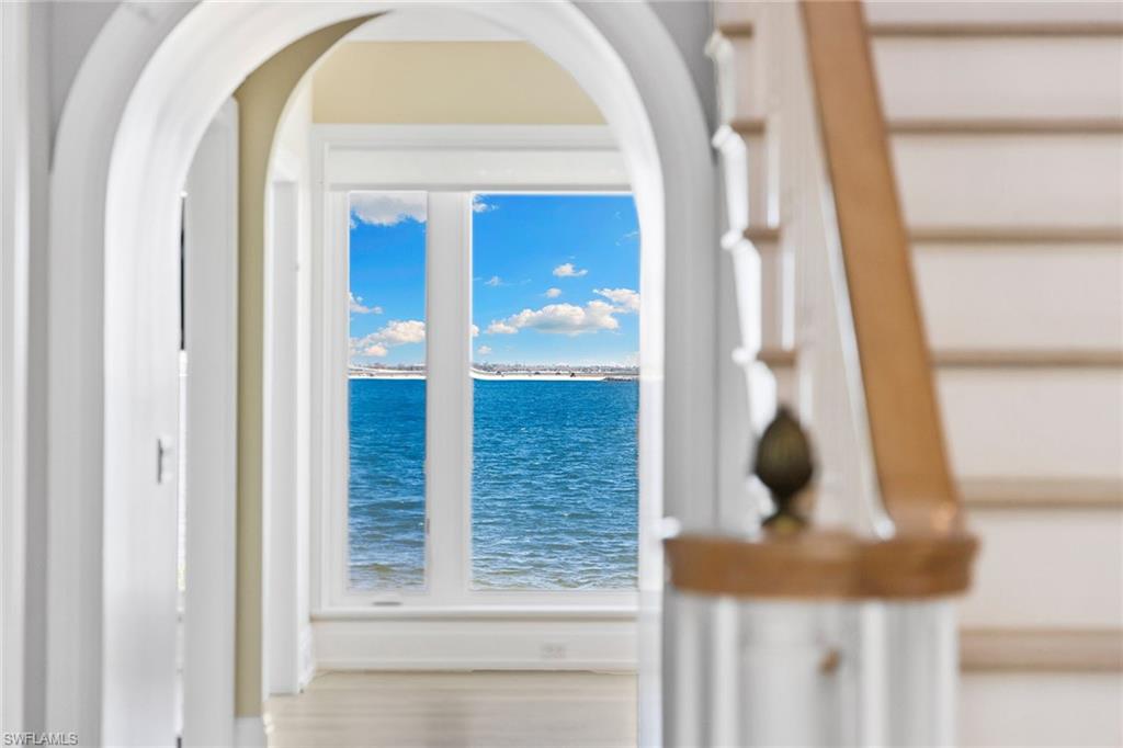 1069 Bird Lane Sanibel, FL 33957 - Photo 21 of 46 a view of living room
