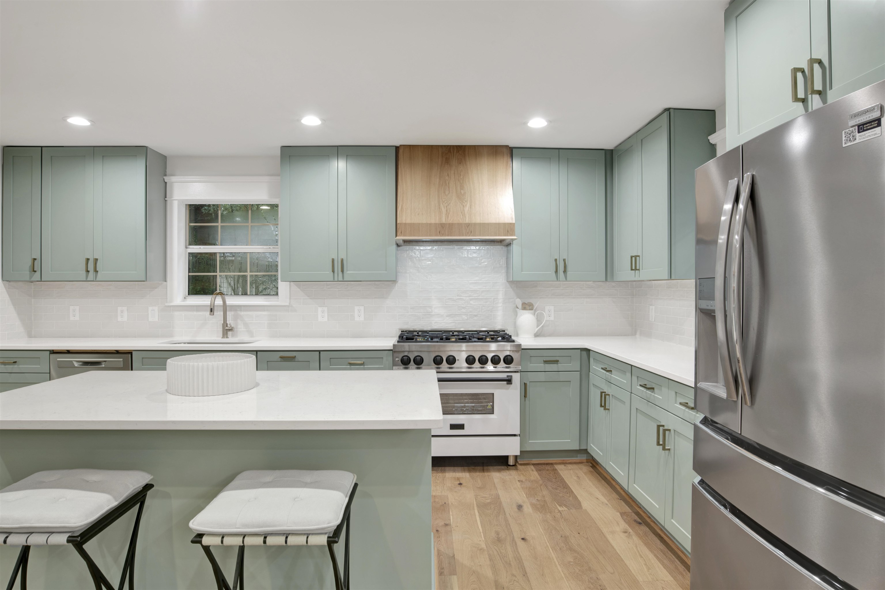505 Dyson Street Fairhope, AL 36532 - Photo 13 of 50 Kitchen