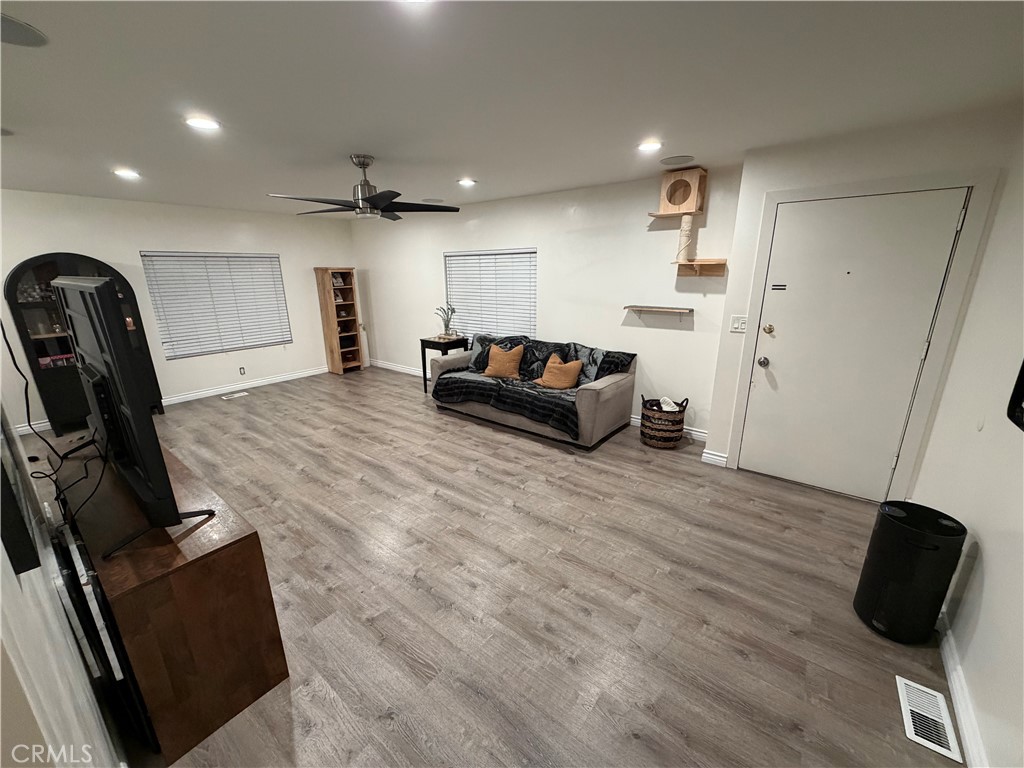 1155 South Riverside Avenue South, Unit 10 Rialto, CA 92376 - Photo 28 of 36