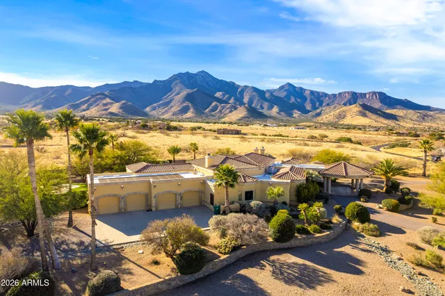 $1,300,000 | 6010 East Lippizan Way, Hereford, AZ 85615