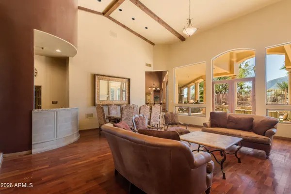 $1,300,000 | 6010 East Lippizan Way, Hereford, AZ 85615