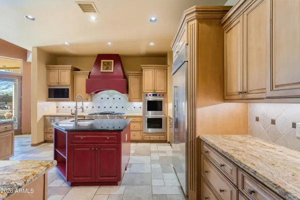 $1,300,000 | 6010 East Lippizan Way, Hereford, AZ 85615