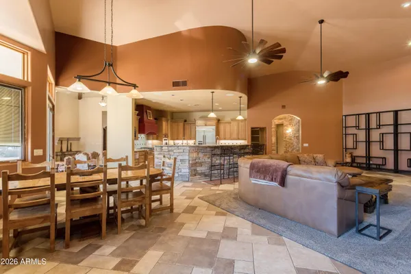 $1,300,000 | 6010 East Lippizan Way, Hereford, AZ 85615