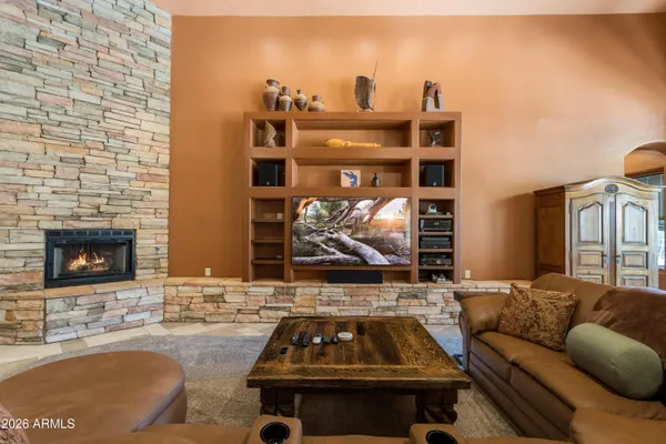 $1,300,000 | 6010 East Lippizan Way, Hereford, AZ 85615