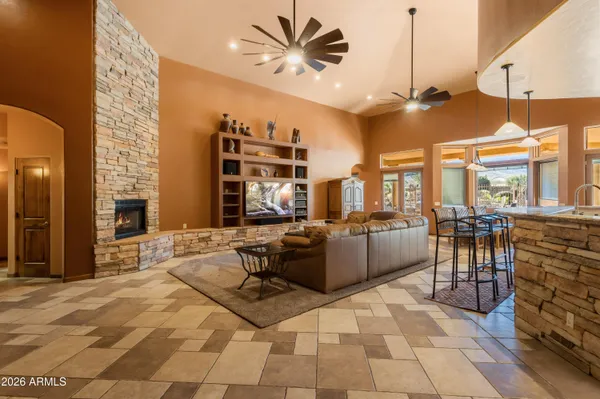 $1,300,000 | 6010 East Lippizan Way, Hereford, AZ 85615
