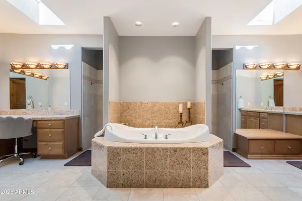 $1,300,000 | 6010 East Lippizan Way, Hereford, AZ 85615