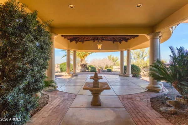$1,300,000 | 6010 East Lippizan Way, Hereford, AZ 85615