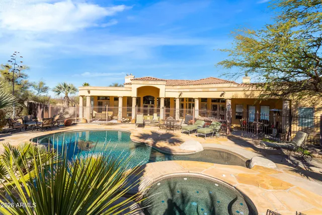 $1,300,000 | 6010 East Lippizan Way, Hereford, AZ 85615