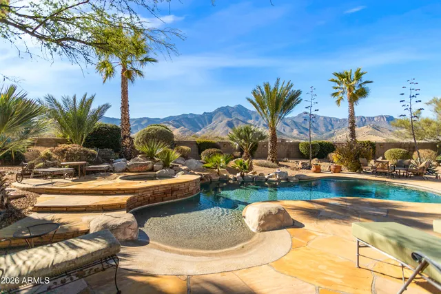 $1,300,000 | 6010 East Lippizan Way, Hereford, AZ 85615