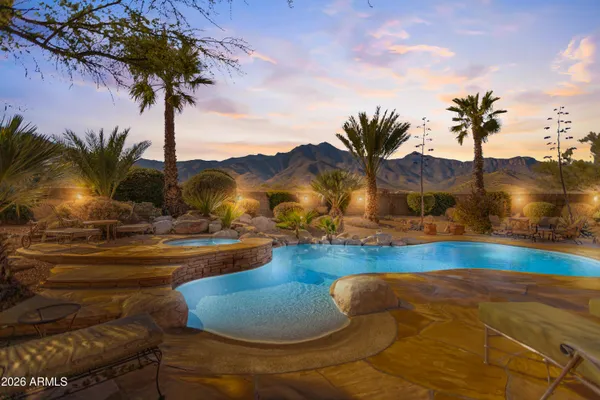 $1,300,000 | 6010 East Lippizan Way, Hereford, AZ 85615