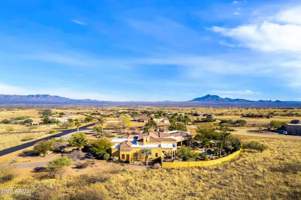 $1,300,000 | 6010 East Lippizan Way, Hereford, AZ 85615