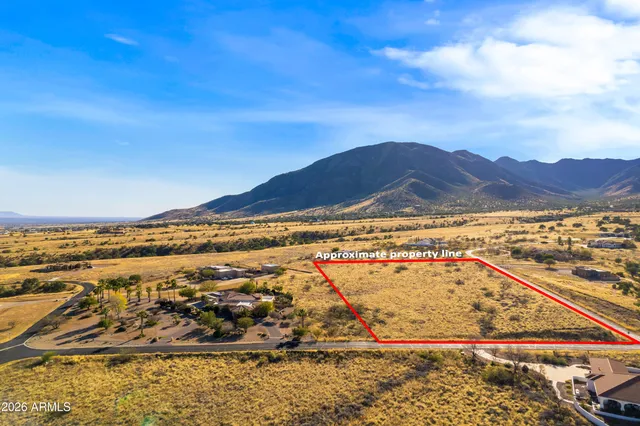 $1,300,000 | 6010 East Lippizan Way, Hereford, AZ 85615