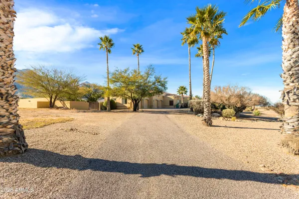$1,300,000 | 6010 East Lippizan Way, Hereford, AZ 85615