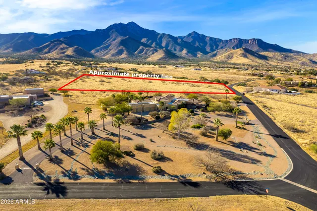 $1,300,000 | 6010 East Lippizan Way, Hereford, AZ 85615