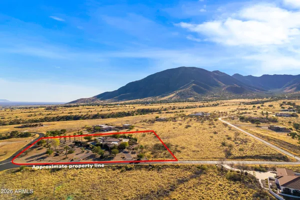 $1,300,000 | 6010 East Lippizan Way, Hereford, AZ 85615