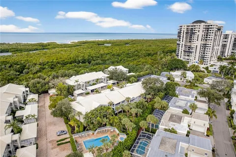 $599,000 | 5899 Chanteclair Drive, Unit 211, Naples, FL 34108