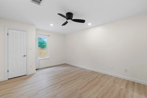 $7,500 | 9309 Bluegrass Drive, Austin, TX 78759
