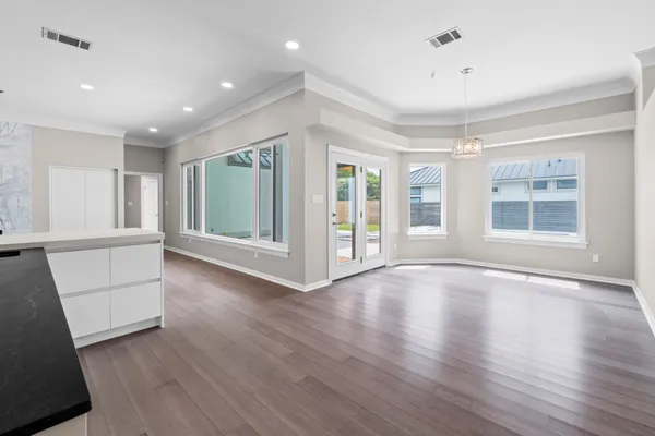 $7,500 | 9309 Bluegrass Drive, Austin, TX 78759