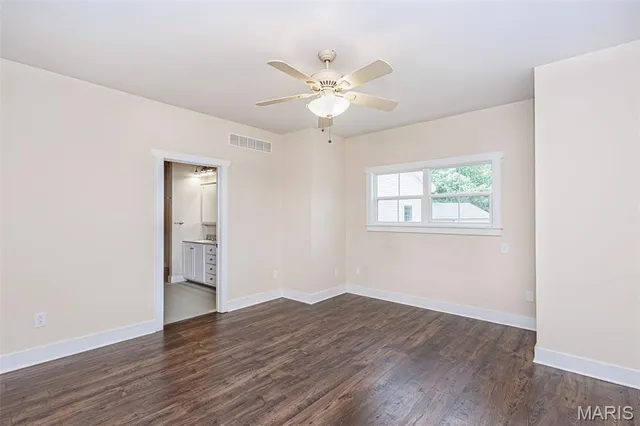 $640,000 | 720 East Breedlove Drive, Sturgeon, MO 65284