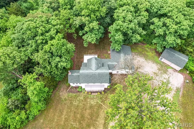 $640,000 | 720 East Breedlove Drive, Sturgeon, MO 65284