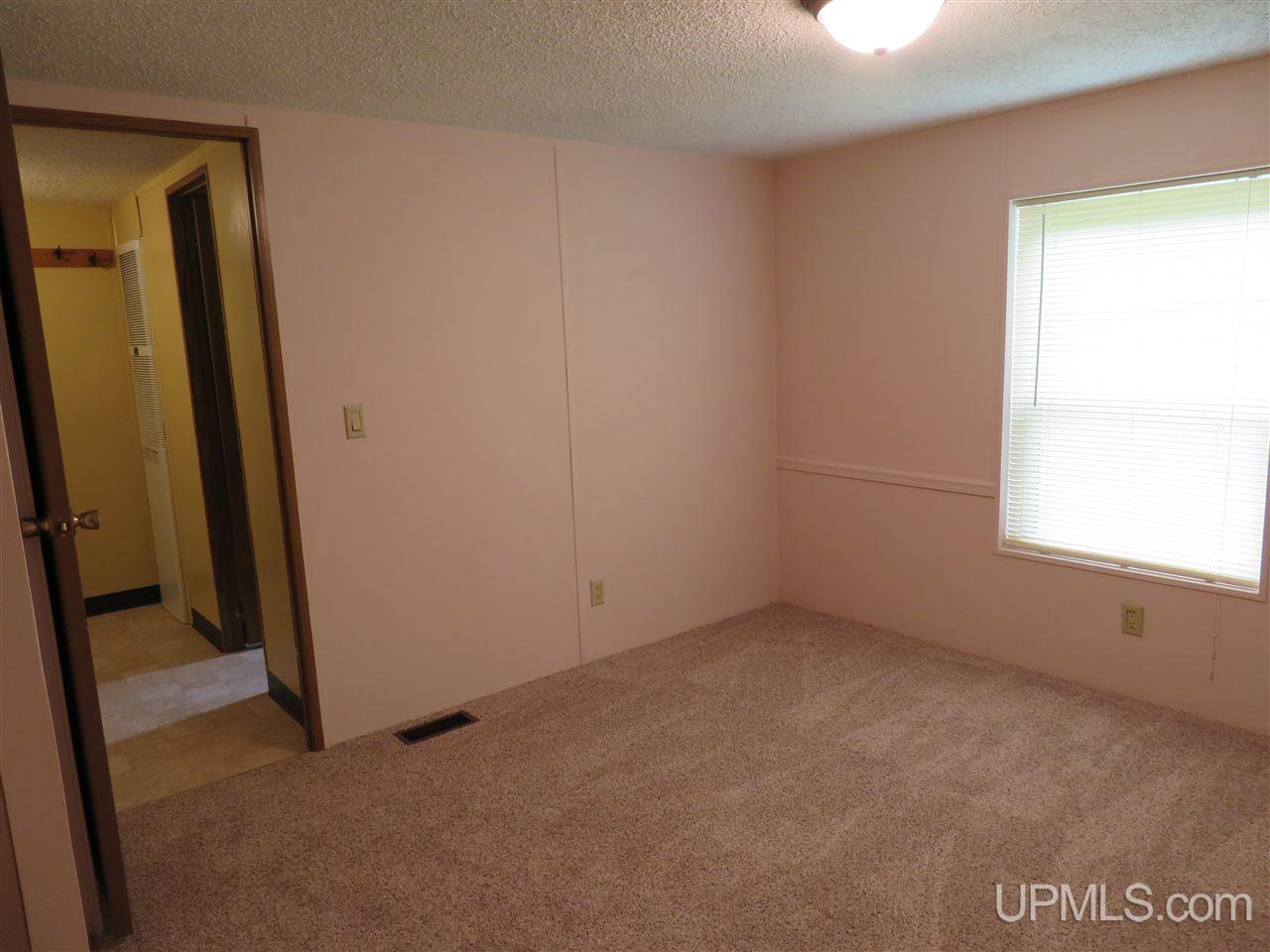 21633 Ridge Road, Unit 216200110 Grand Marais, MI 49839 - Photo 13 of 18 Gallery Image 13
