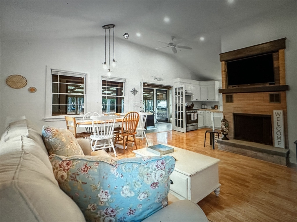 47 Cappawack Road Mashpee, MA 02649 - Photo 2 of 11