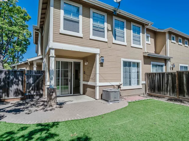 $1,050,000 | 432 Curraghmore Court, San Jose, CA 95136