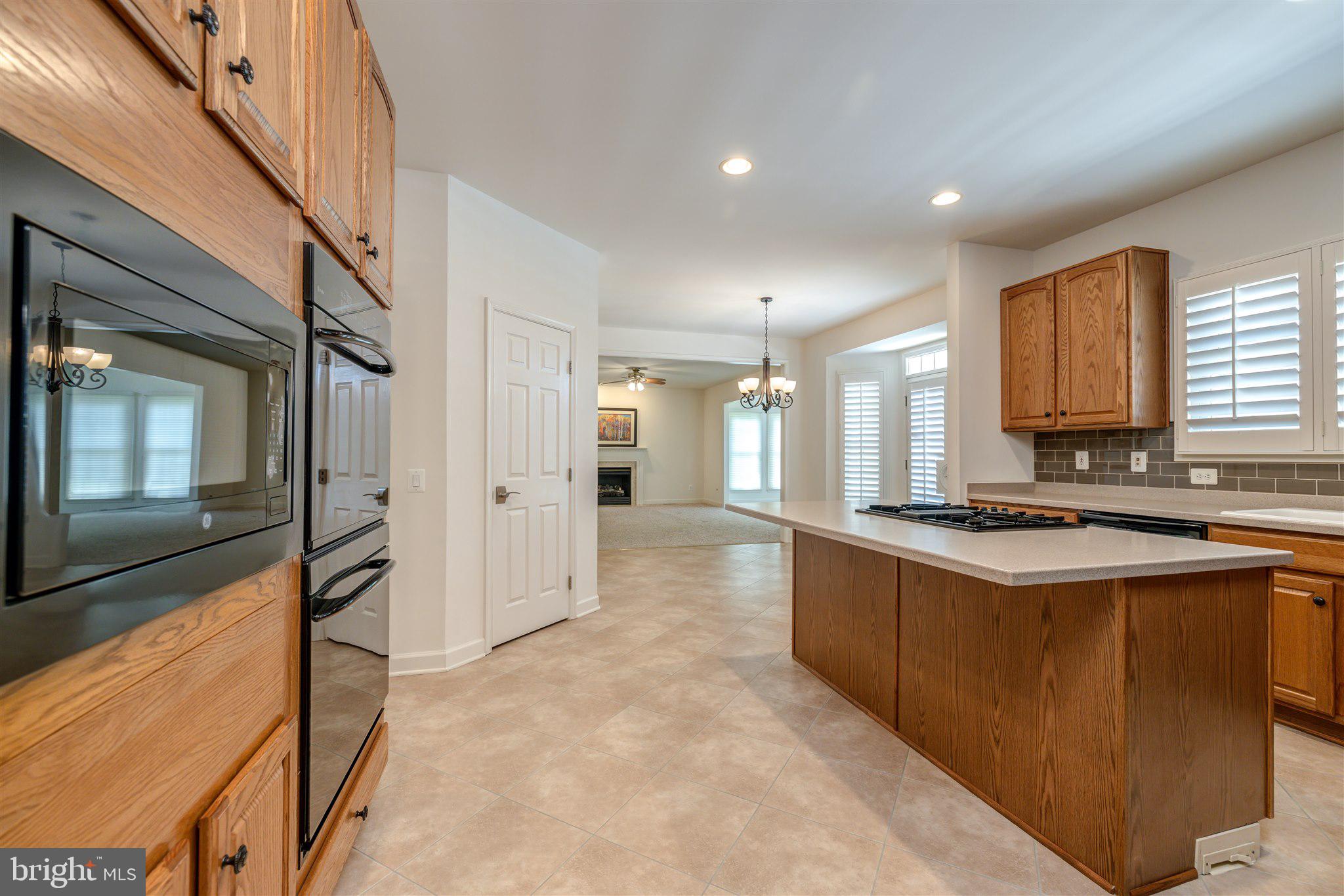 7379 Hunters Oak Court Springfield, VA 22150 - Photo 15 of 58 Kitchen