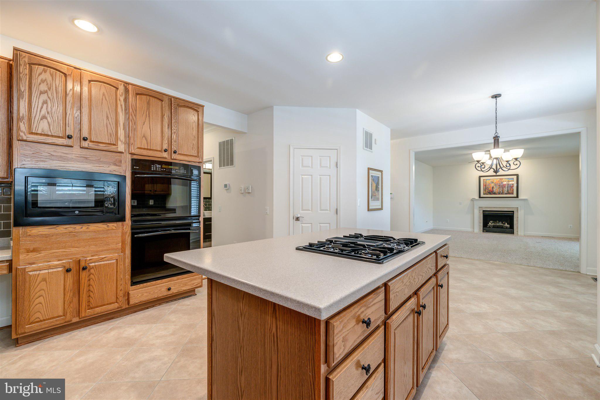7379 Hunters Oak Court Springfield, VA 22150 - Photo 20 of 58 Kitchen