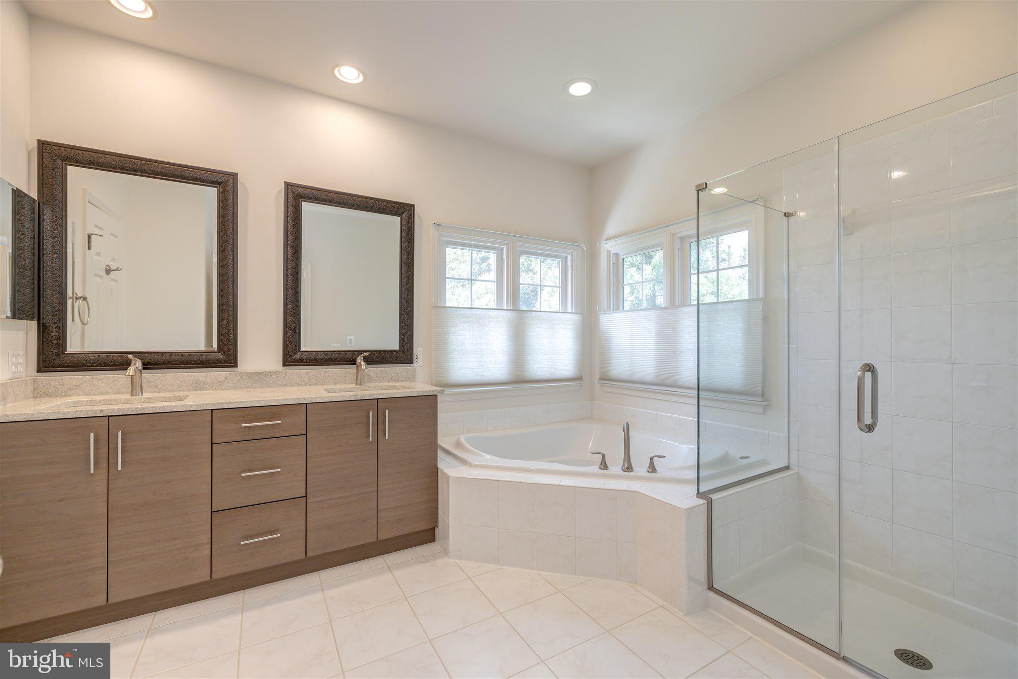 7379 Hunters Oak Court Springfield, VA 22150 - Photo 40 of 58 Owner's Bath