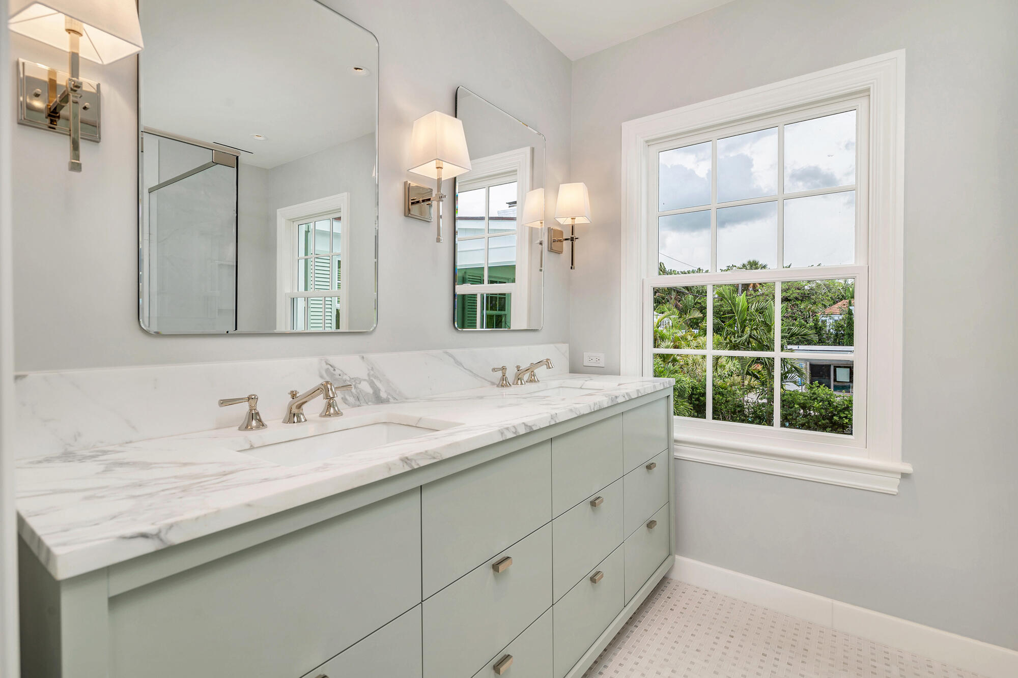 236 Pendleton Avenue Palm Beach, FL 33480 - Photo 26 of 34 a bathroom with a granite countertop sink and large mirror