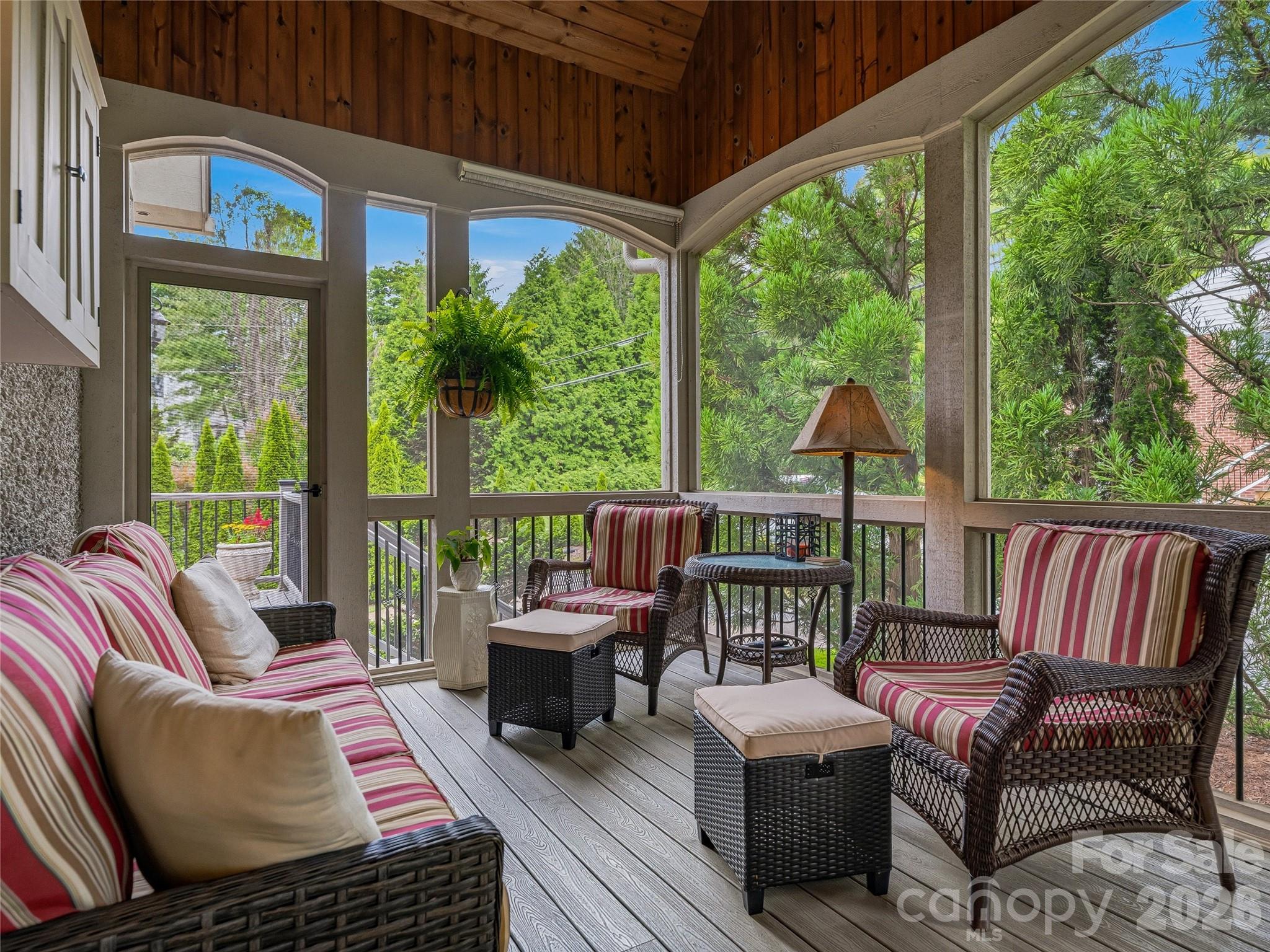76 Edgelawn Road Asheville, NC 28804 - Photo 4 of 48