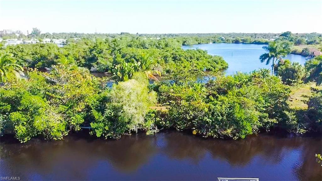 137 Meta Street Fort Myers, FL 33905 - Photo 30 of 50 Aerial view of a large body of water