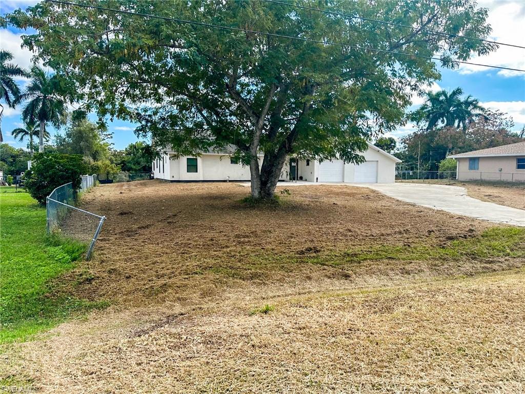 137 Meta Street Fort Myers, FL 33905 - Photo 3 of 50