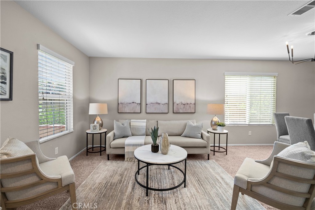 28244 Springvale Lane Castaic, CA 91384 - Photo 3 of 42