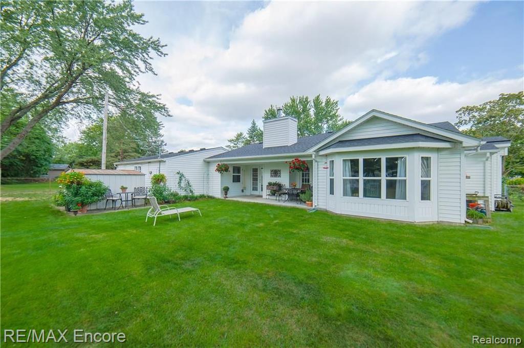 1082 Avon Manor Road Rochester Hills, MI 48307 - Photo 36 of 40