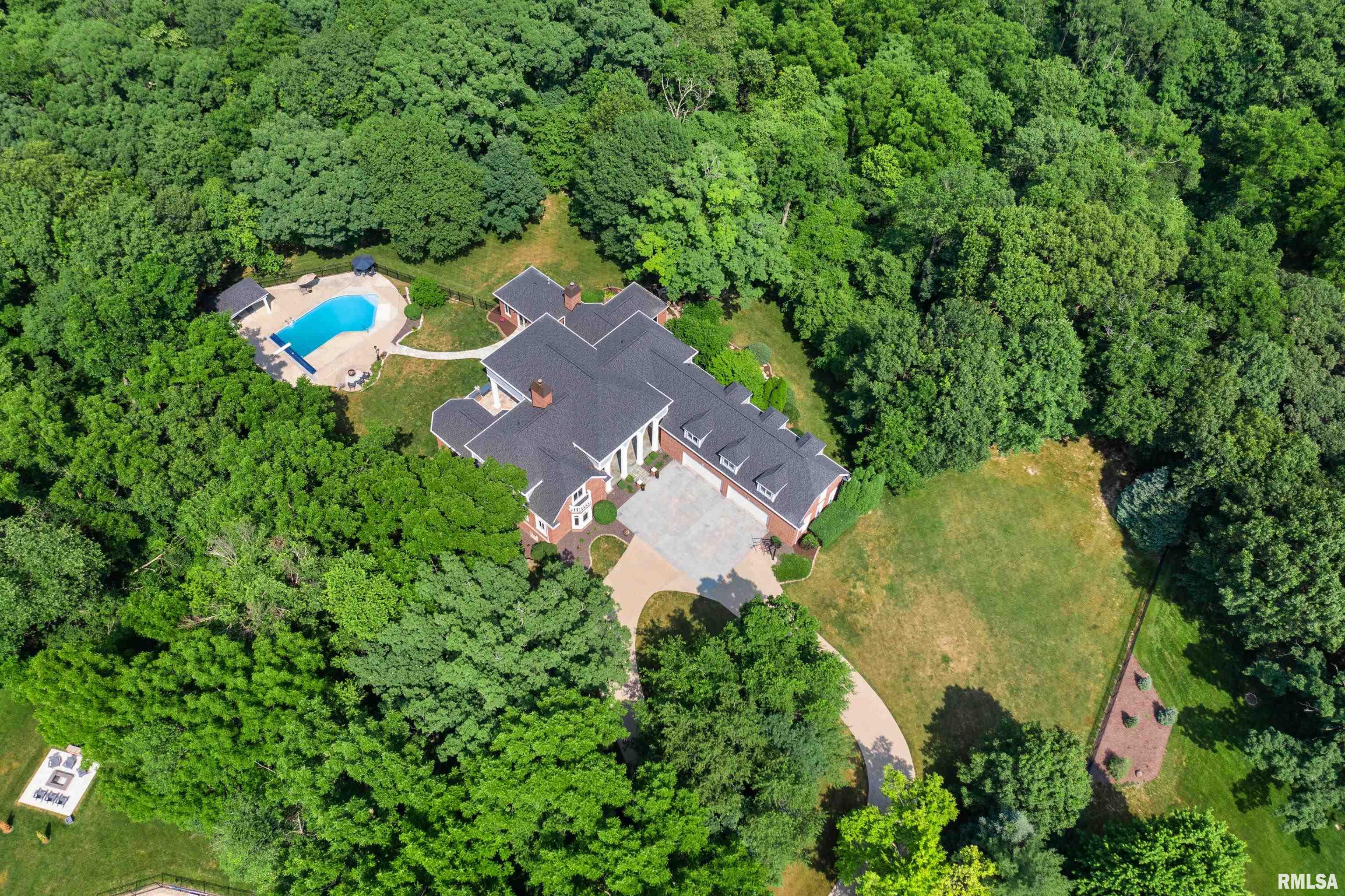 38 Diamond Point Morton, IL 61550 - Photo 4 of 100