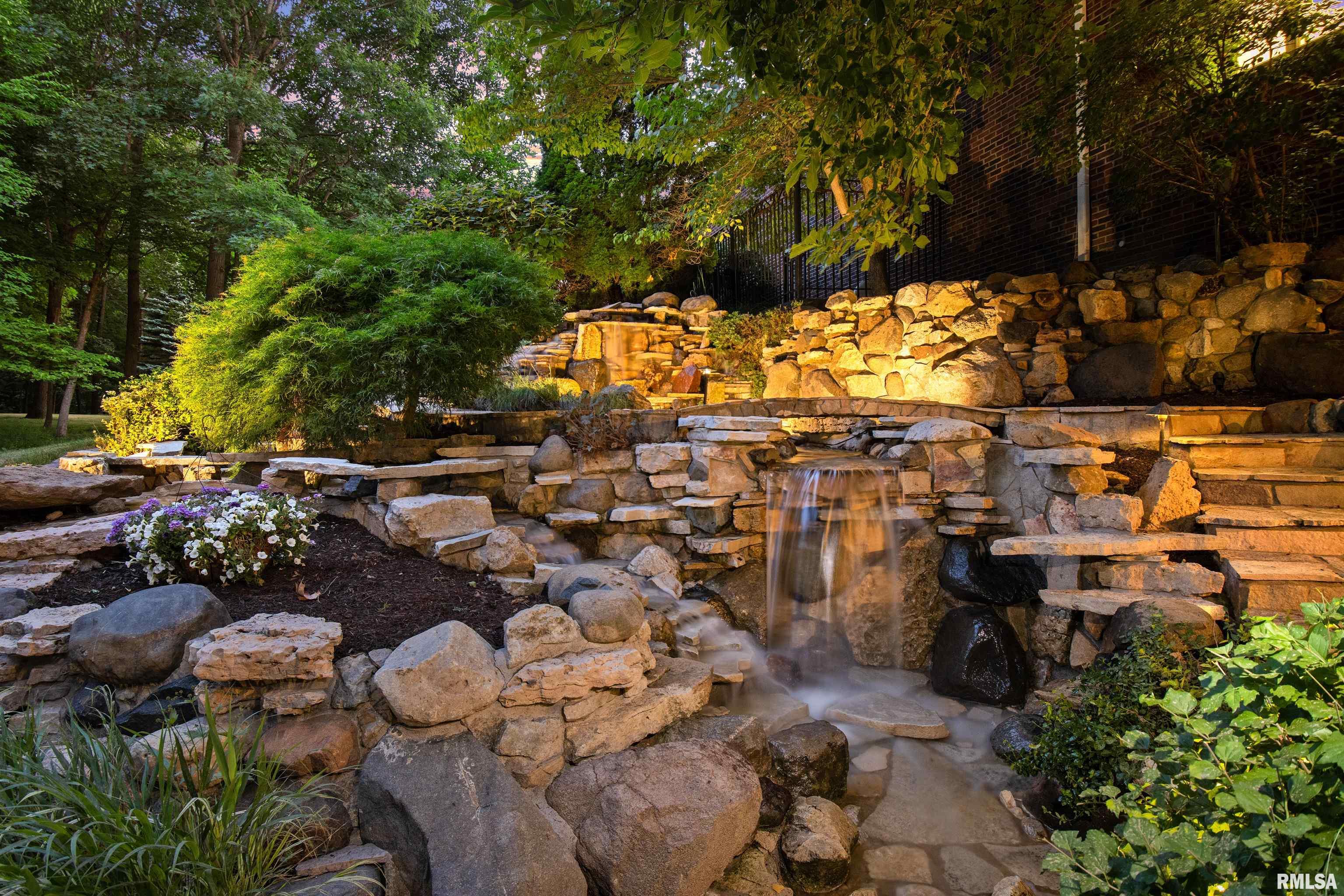 38 Diamond Point Morton, IL 61550 - Photo 7 of 100