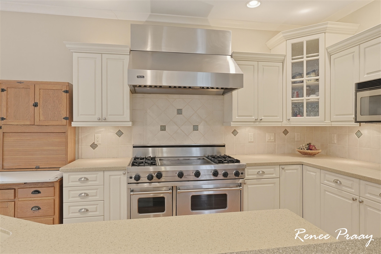 5439 Shawnee Road Pentwater, MI 49449 - Photo 7 of 49
