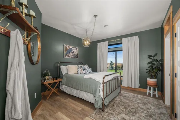 $925,000 | 28120 Wild Rose Lane North, Davenport, WA 99122