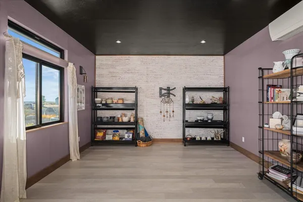 $925,000 | 28120 Wild Rose Lane North, Davenport, WA 99122