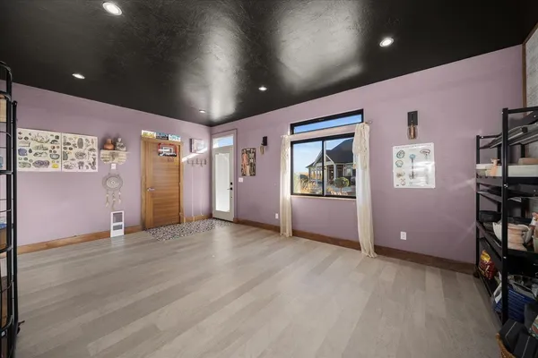 $925,000 | 28120 Wild Rose Lane North, Davenport, WA 99122