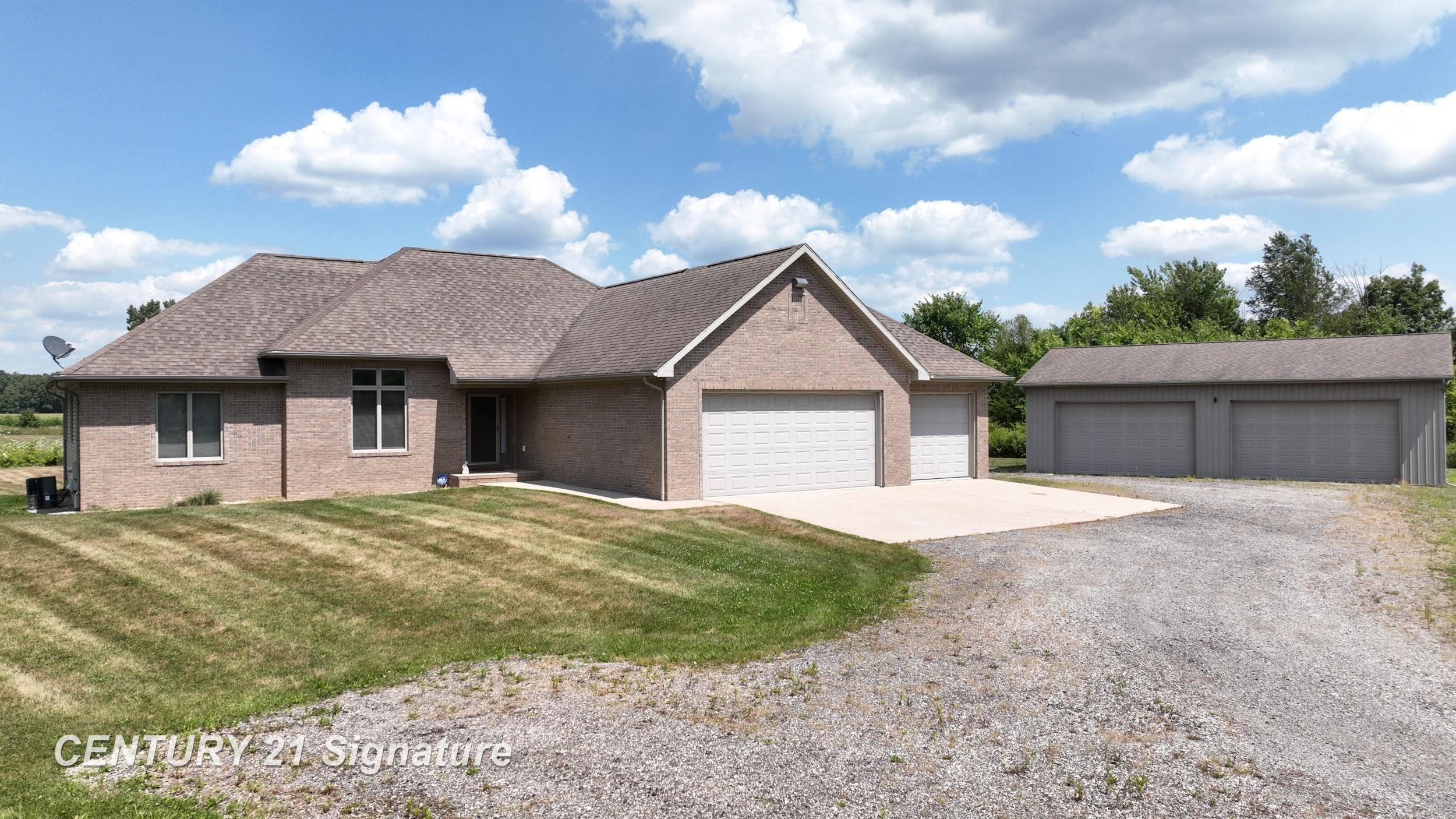 12222 Carpenter Road Flushing, MI 48433 - Photo 3 of 64 Gallery Image 3