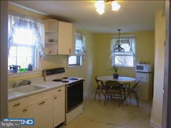 120 Flintlock Road Drexel Hill, PA 19026 - Photo 4 of 6 Gallery Image 4